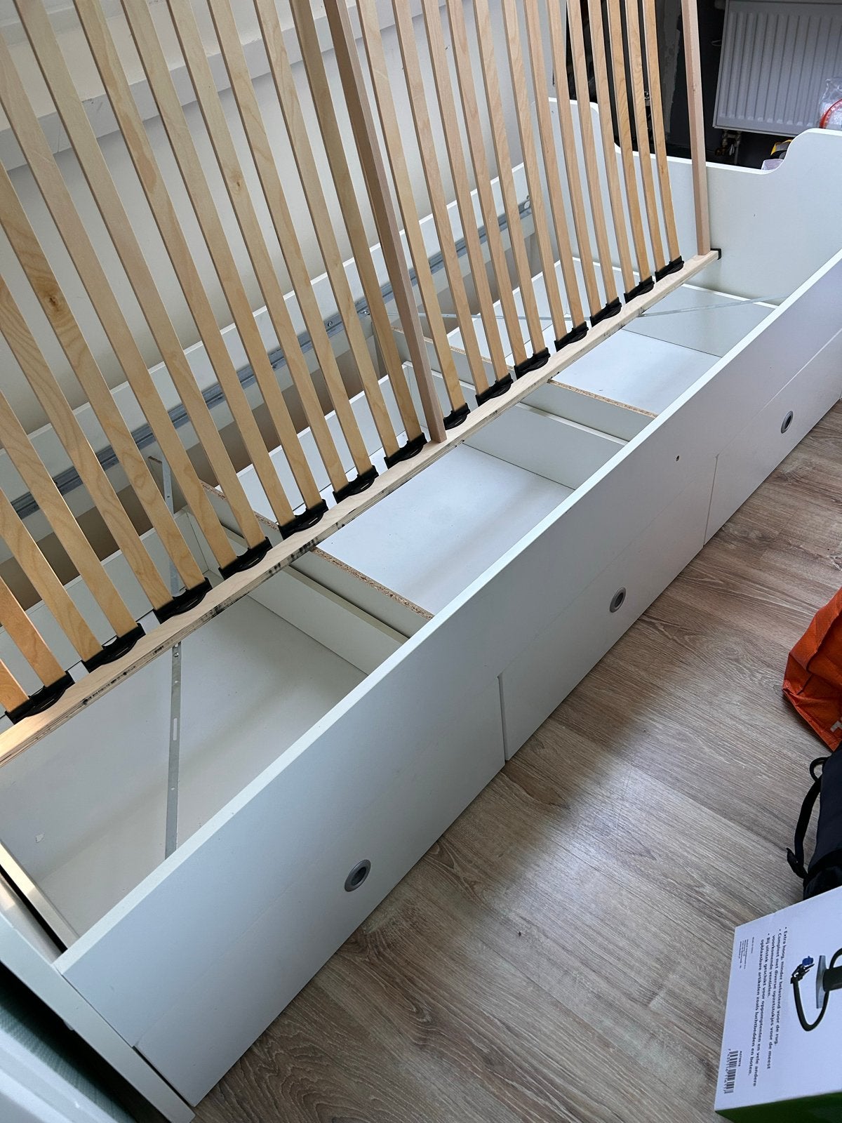 Eenpersoonsbed met opbergruimte en lattenbodem, Huis en Inrichting, Ophalen, Gebruikt, 90 cm, Eenpersoons