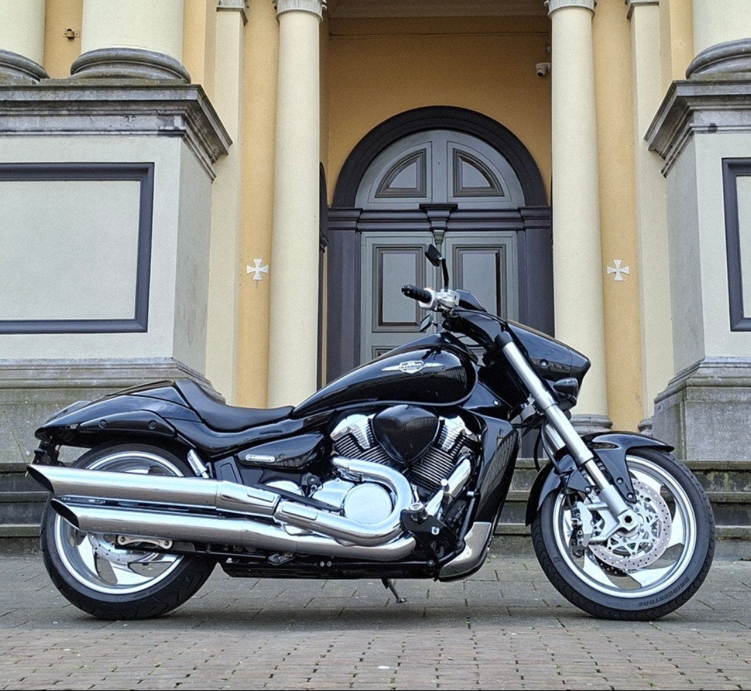 Suzuki VZR 1800 M1800R Intruder met upgrade koppelingsset, Motoren, 2 cilinders, LED Verlichting, Chopper, Particulier