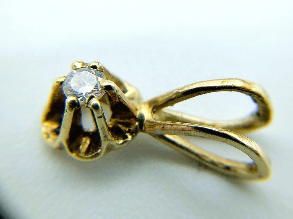Gouden solitairhanger met diamantje (0.005ct), Overige voorstellingen, Info@zilverwebsite.nl, Verzenden, Nieuw