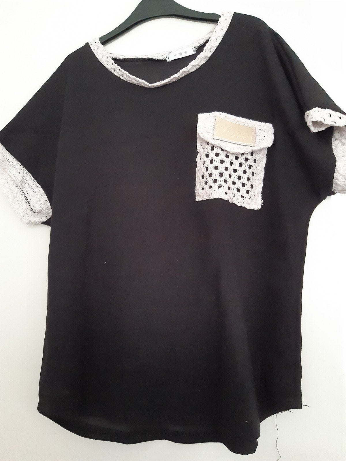T-shirt 1maat, Kleding | Dames, T-shirts, Ophalen, Zo goed als nieuw, Maat 42/44 (L), Korte mouw