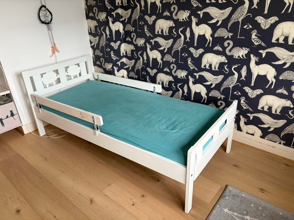 Peuterbed met lattenbodem.  ikea, kritter, Kinderen en Baby's, Kinderkamer | Bedden, Gebruikt, 70 tot 85 cm, Lattenbodem, 140 tot 160 cm