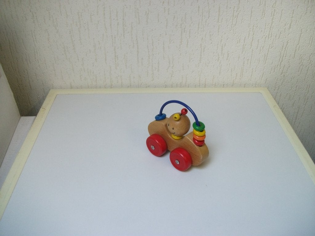 Autootje met poppetje, Kinderen en Baby's, Speelgoed | Houten speelgoed, Ophalen of Verzenden, Gebruikt