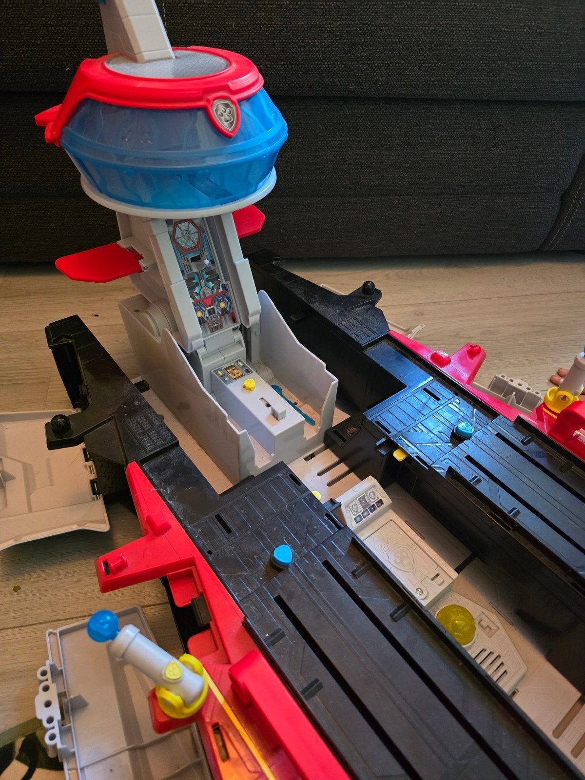 Paw Patrol Mighty Pups vliegdekschip hoofdkwartier, Ophalen, Zo goed als nieuw