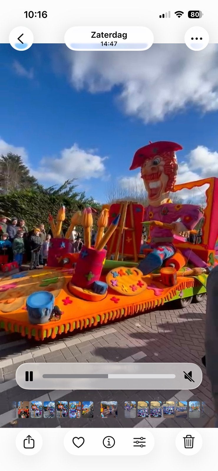 Te koop prachtige kleurrijke carnavalswagen, Ophalen, Gebruikt, Carnaval