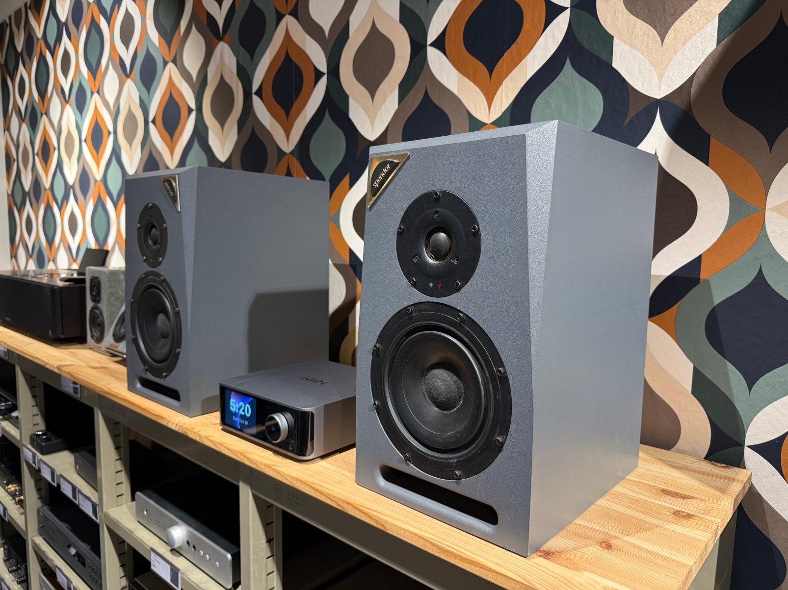 Spendor SA200, aktieve toppers, AANBIEDIING!!!, nieuwstaat, Contact@vintageaudiobreda.nl, Overige typen, Spendor, Zo goed als nieuw