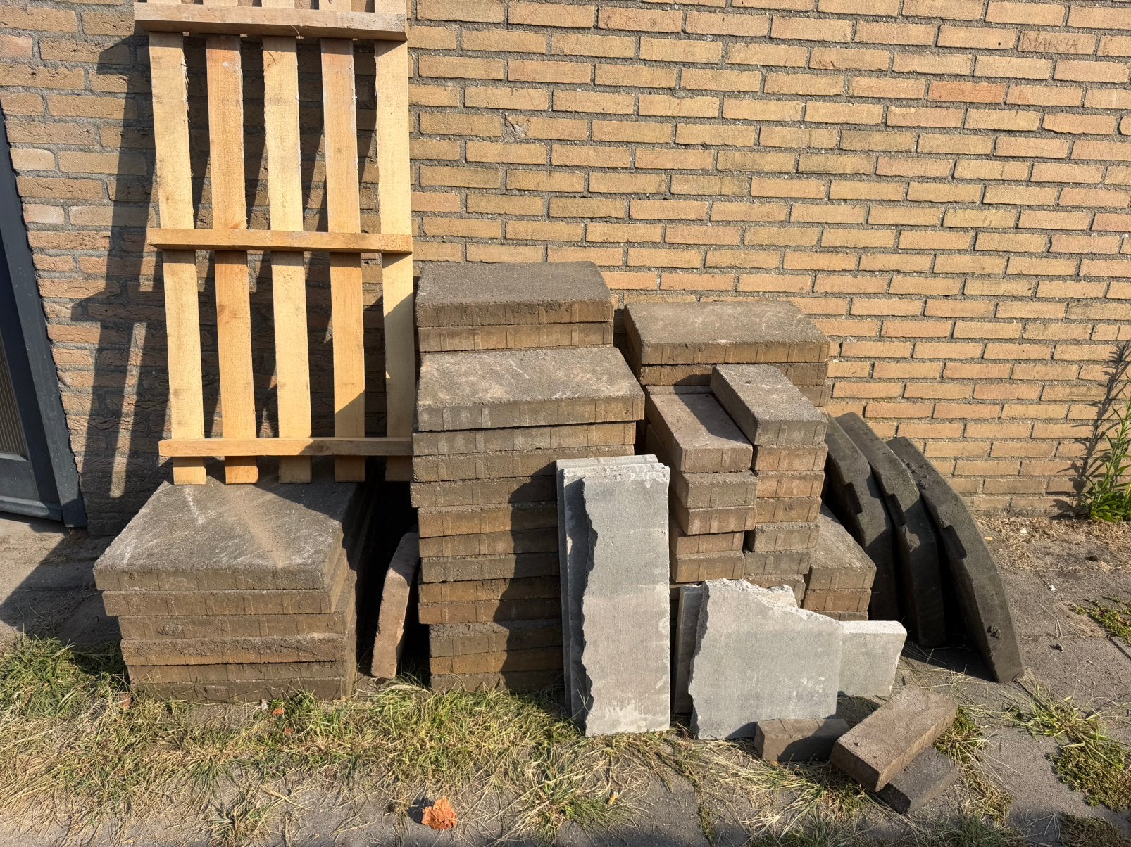 Plus minis 10m2 betontegels wildverband, Tuin en Terras, Tegels en Klinkers, Ophalen, Gebruikt, Beton, Terrastegels
