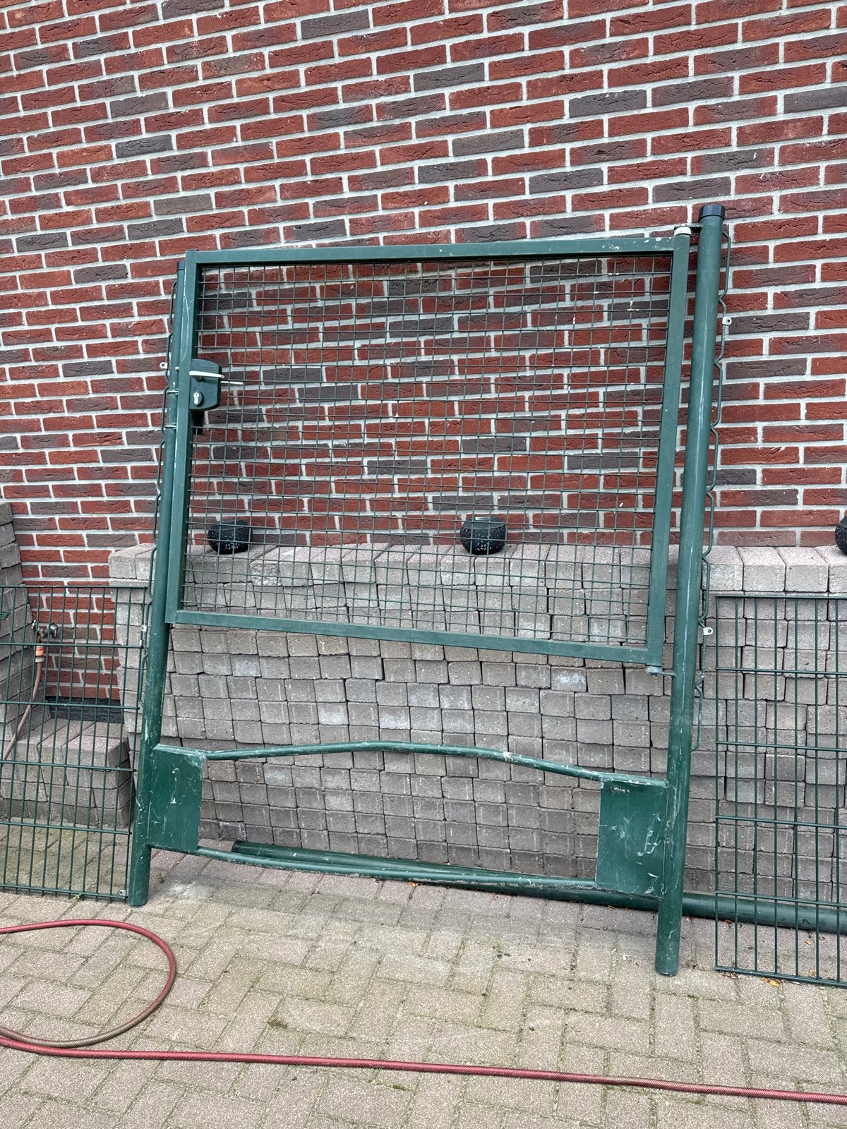 Groen hekwerk met poort - Gebruikt, Ophalen, Met poort, Gebruikt, Gaashekwerk
