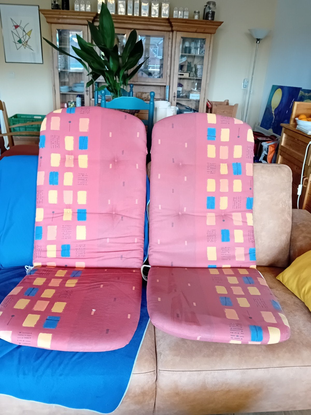 Twee comfortabele stoelkussens met vrolijk patroon, Ophalen, Gebruikt, Twee, Overige kleuren