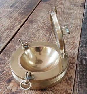 Vintage messing patrijspoort asbak, Verzenden