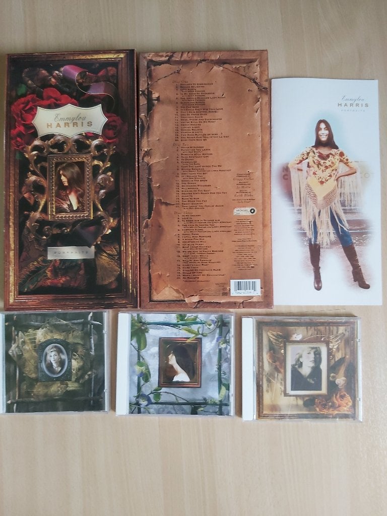 Emmylou Harris Portraits 3CD box, Boxset, Pop, Ophalen of Verzenden, Zo goed als nieuw