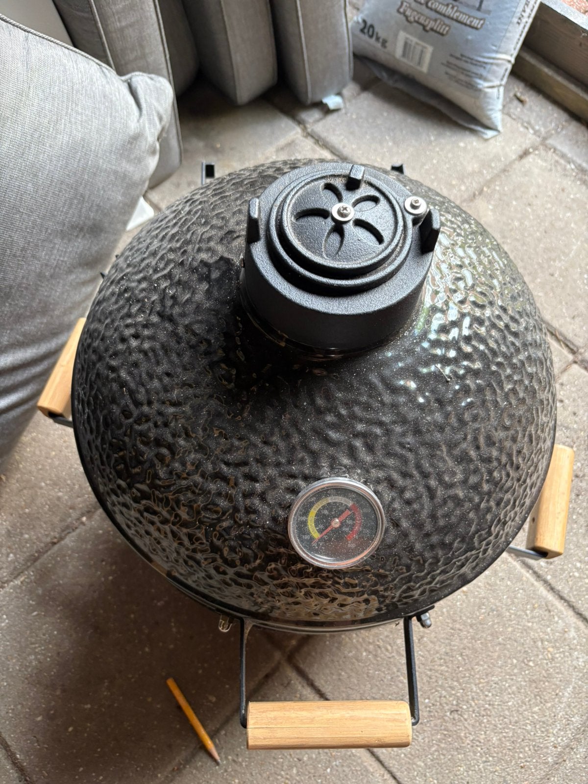 Buccan Sunbury Smokey Egg Compact 13” Kamado BBQ, Tuin en Terras, Houtskoolbarbecues, Ophalen, Zo goed als nieuw