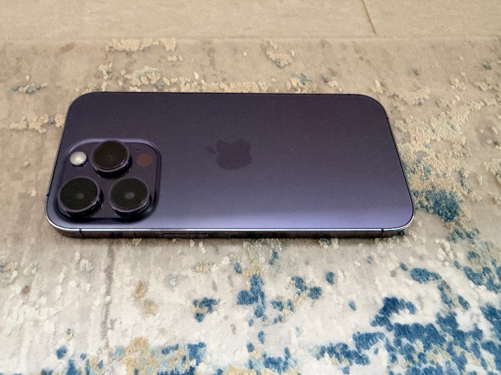 iPhone 14 Pro 256GB Deep Purple – netjes, volledig werkend, IPhone 14 Pro, Paars, 77 %, Zo goed als nieuw