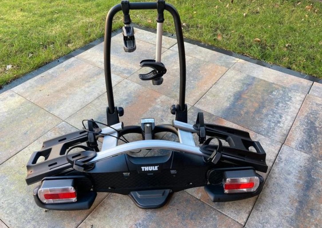 Luxe Thule fietsendrager , type Velocompact 925 , 2 e-bikes, Auto diversen, Ophalen, Zo goed als nieuw, Trekhaakdrager