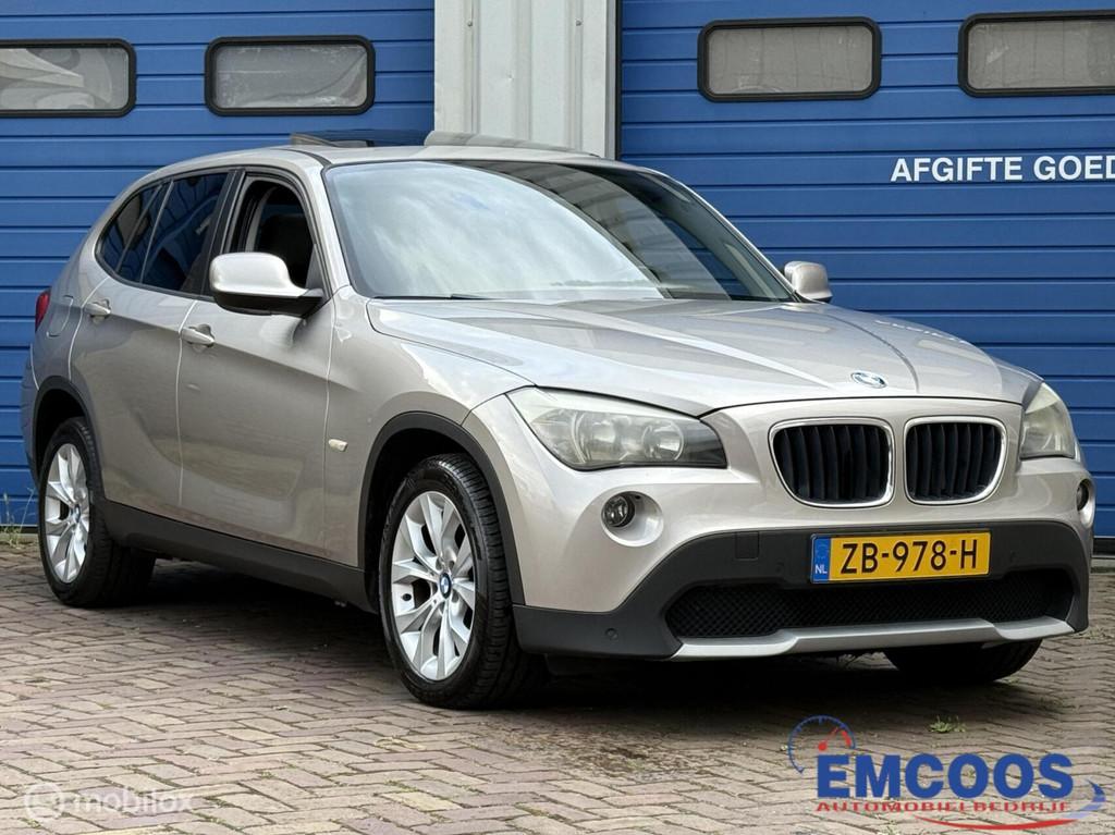 BMW X1 sDrive18i * Airco * Panoramadak * PDC V+ A *, X1, Euro 5, Achterwielaandrijving, 4 cilinders
