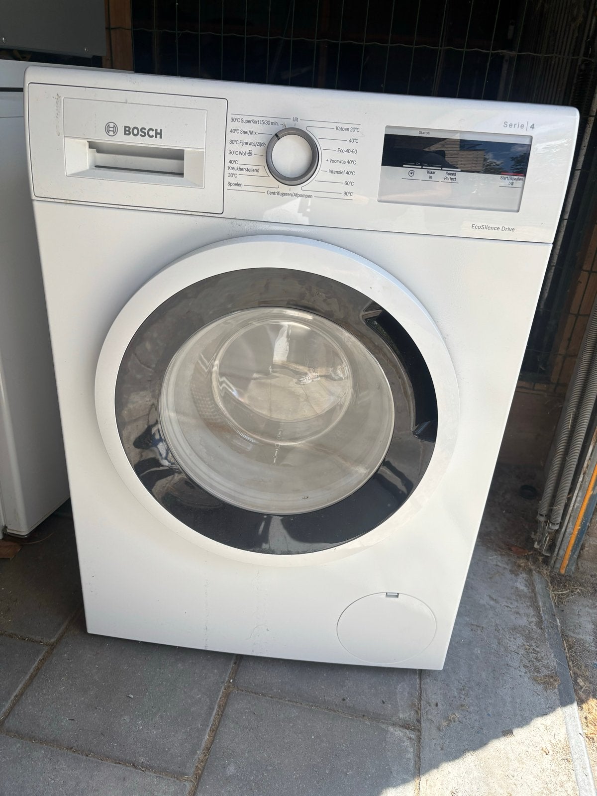 Bosch Serie 4 Wasmachine - Efficiënt en Betrouwbaar, Witgoed en Apparatuur, Wasmachines, Ophalen, Gebruikt, 85 tot 90 cm, 1200 tot 1600 toeren