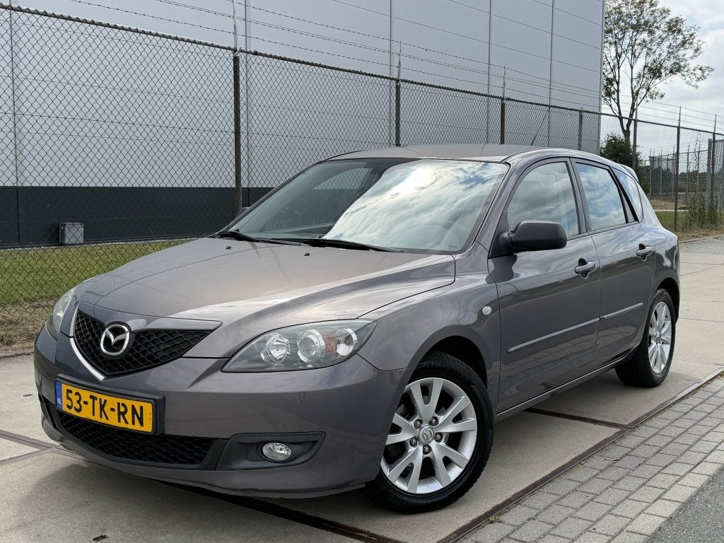 Mazda 3 1.6 S-VT 105PK Touring / *NAP* / 2006 / Airco / Radi, Auto's, Mazda, Stof, Gebruikt, Zwart, 4 cilinders