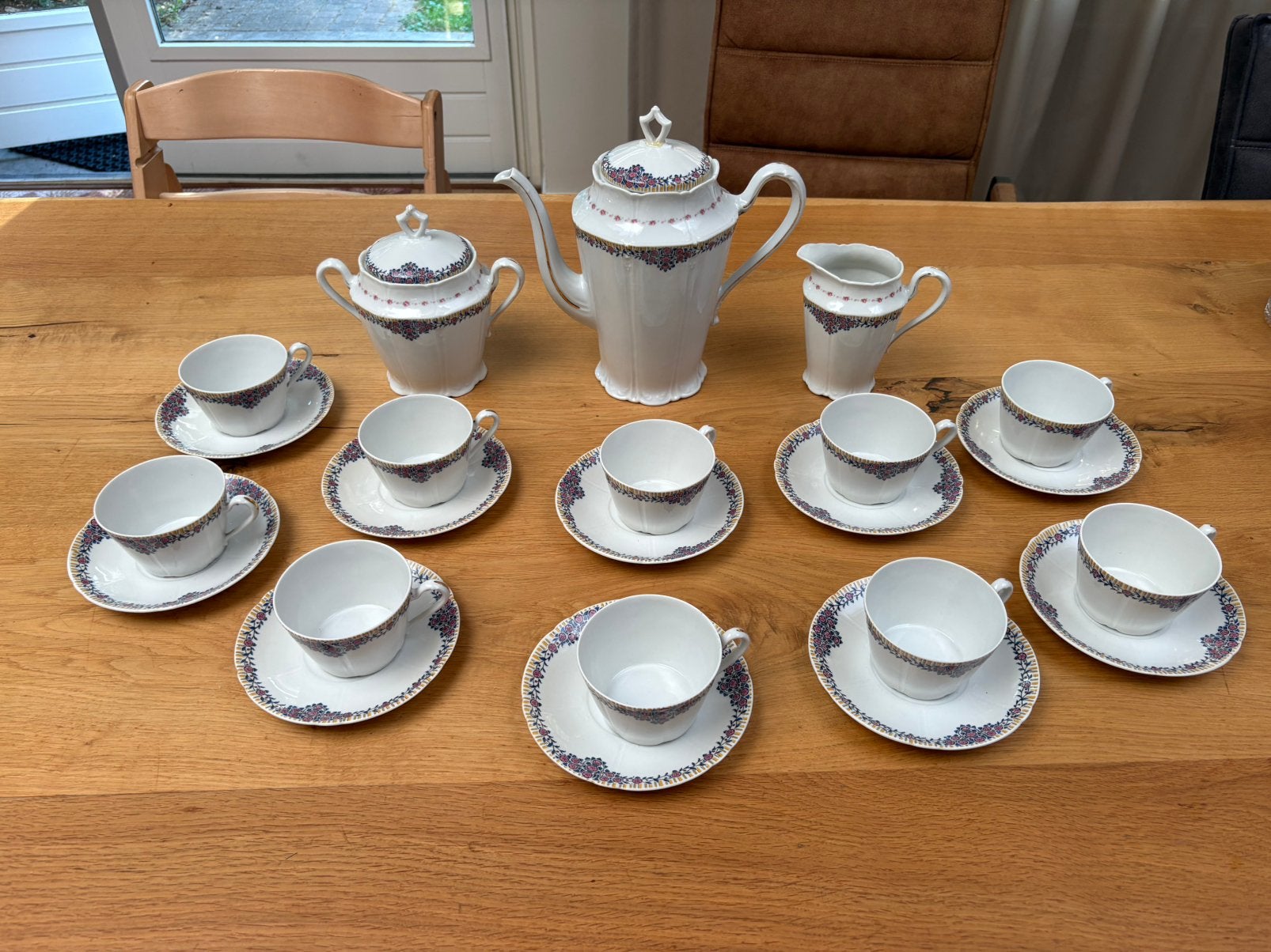 Compleet Limoges B&C France koffie-/theeservies, Antiek en Kunst, Antiek | Servies compleet, Ophalen