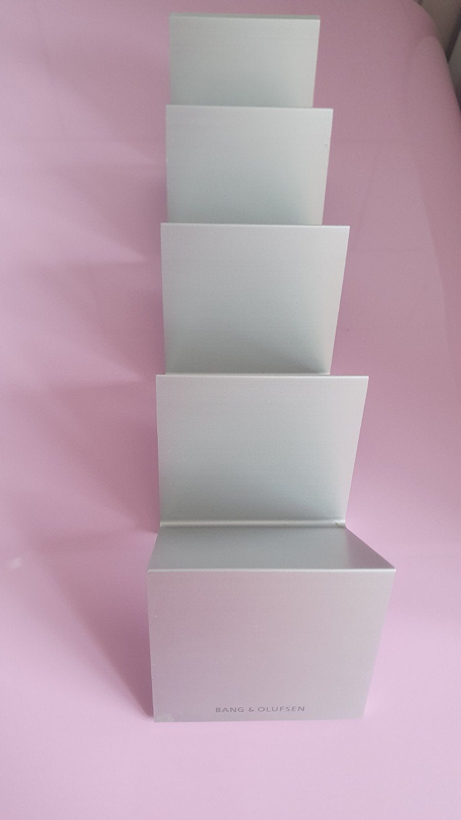 Bang & Olufsen CD/DVD standaard, Ophalen of Verzenden, Gebruikt