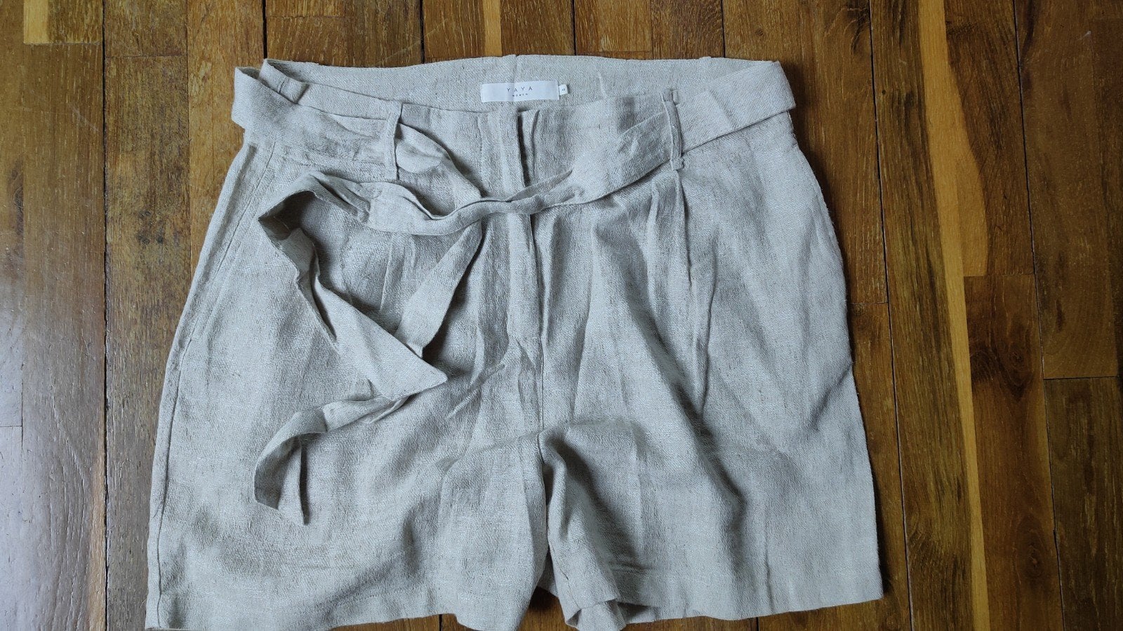 YAYA Linnen Shorts met Strik - Beige, mt 42, Beige, Maat 42/44 (L), Ophalen of Verzenden, Zo goed als nieuw