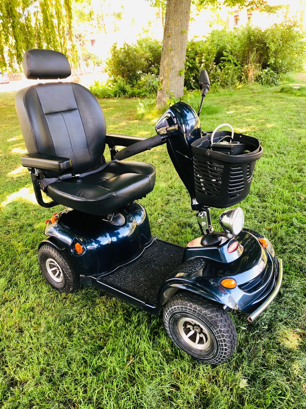 Robuuste scootmobiel Tiger rijd 17kmPu, Diversen, Verpleegmiddelen, Zo goed als nieuw, Ophalen of Verzenden