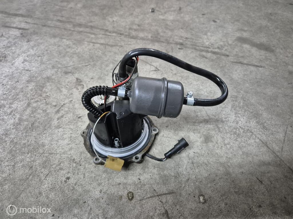 Benzinepomp brandstofpomp pomp pompunit Multistrada 1000, Gebruikt, Factorystore.service@ducati.com, Ophalen of Verzenden, Via Antonio Cavalieri Ducati, 74/5, 74/6, 40132 Bologna BO