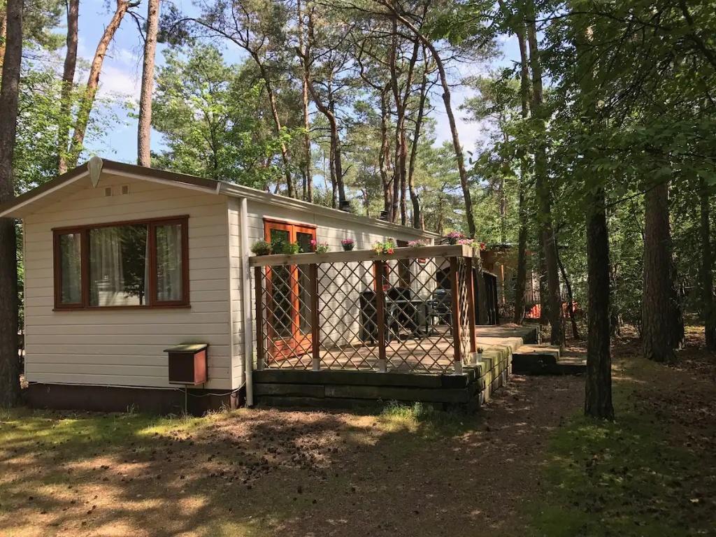 Te koop: Chalet op camping Capfun De Scheepsbel - Weluwe, In bos, 2 slaapkamers, Tv, Recreatiepark