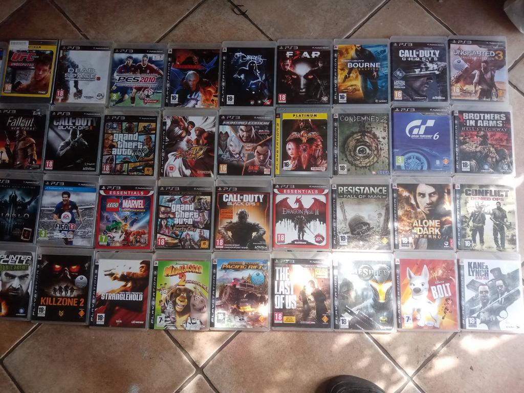 PS3 met 39 games en controllers, Ophalen of Verzenden