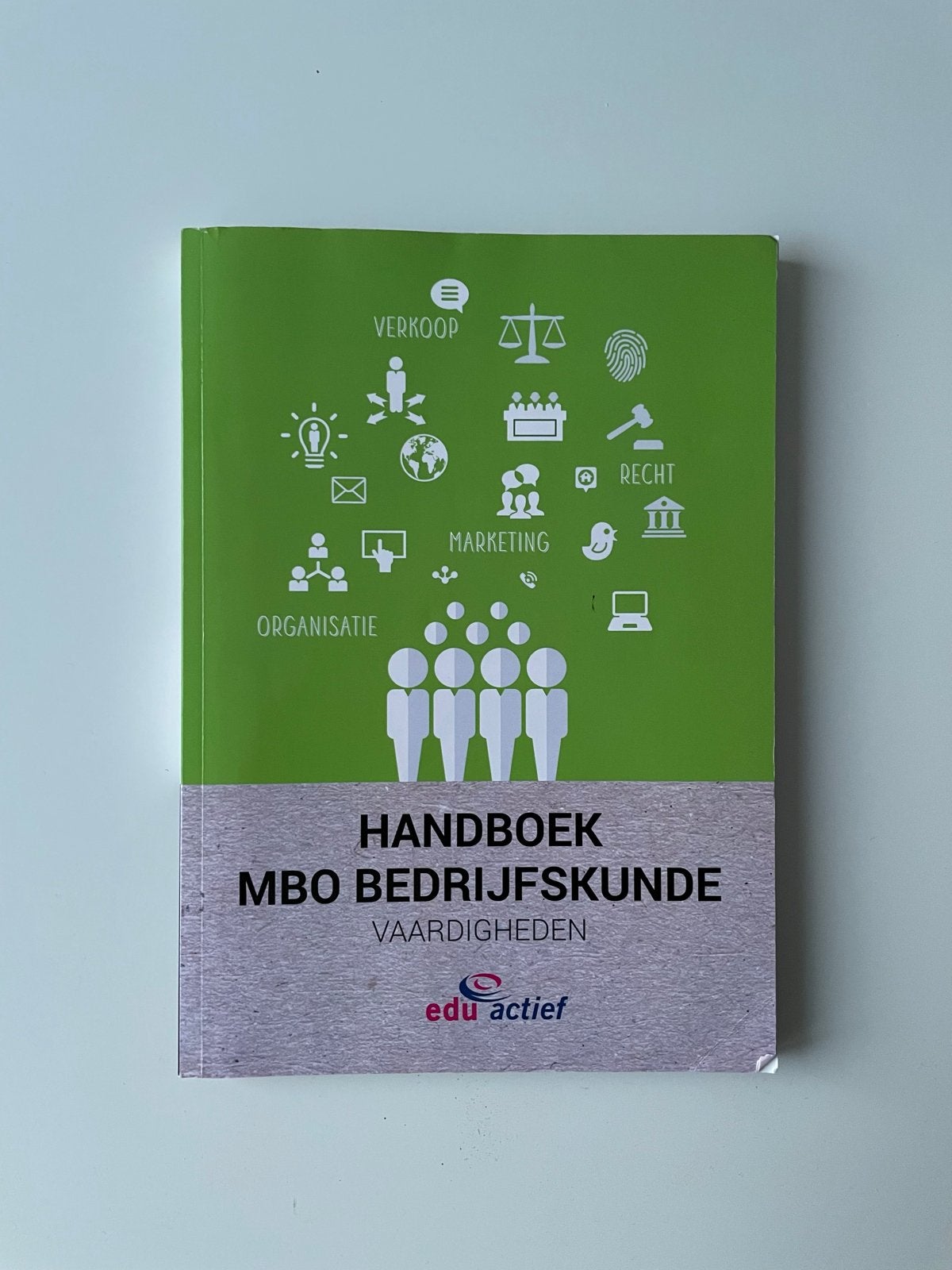 Handboek MBO Bedrijfskunde Vaardigheden - Edu Actief, Ophalen of Verzenden, Gamma, Zo goed als nieuw, MBO