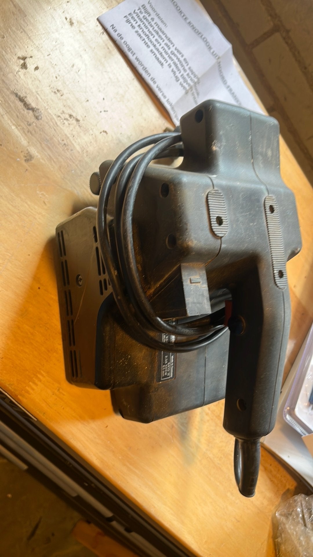 Black&Decker bandschuurmachine, Doe-het-zelf en Verbouw, Gereedschap | Schuurmachines, Ophalen, Gebruikt, 600 tot 1200 watt, Bandschuurmachine