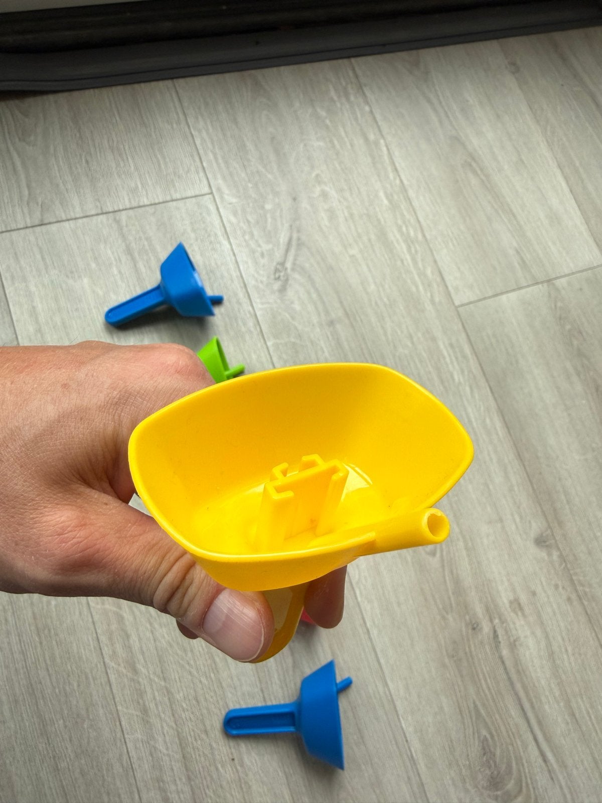 Ijshouder met rietje voor kinderen - Geen geknoei meer!, Ophalen, Gebruikt, Overige typen