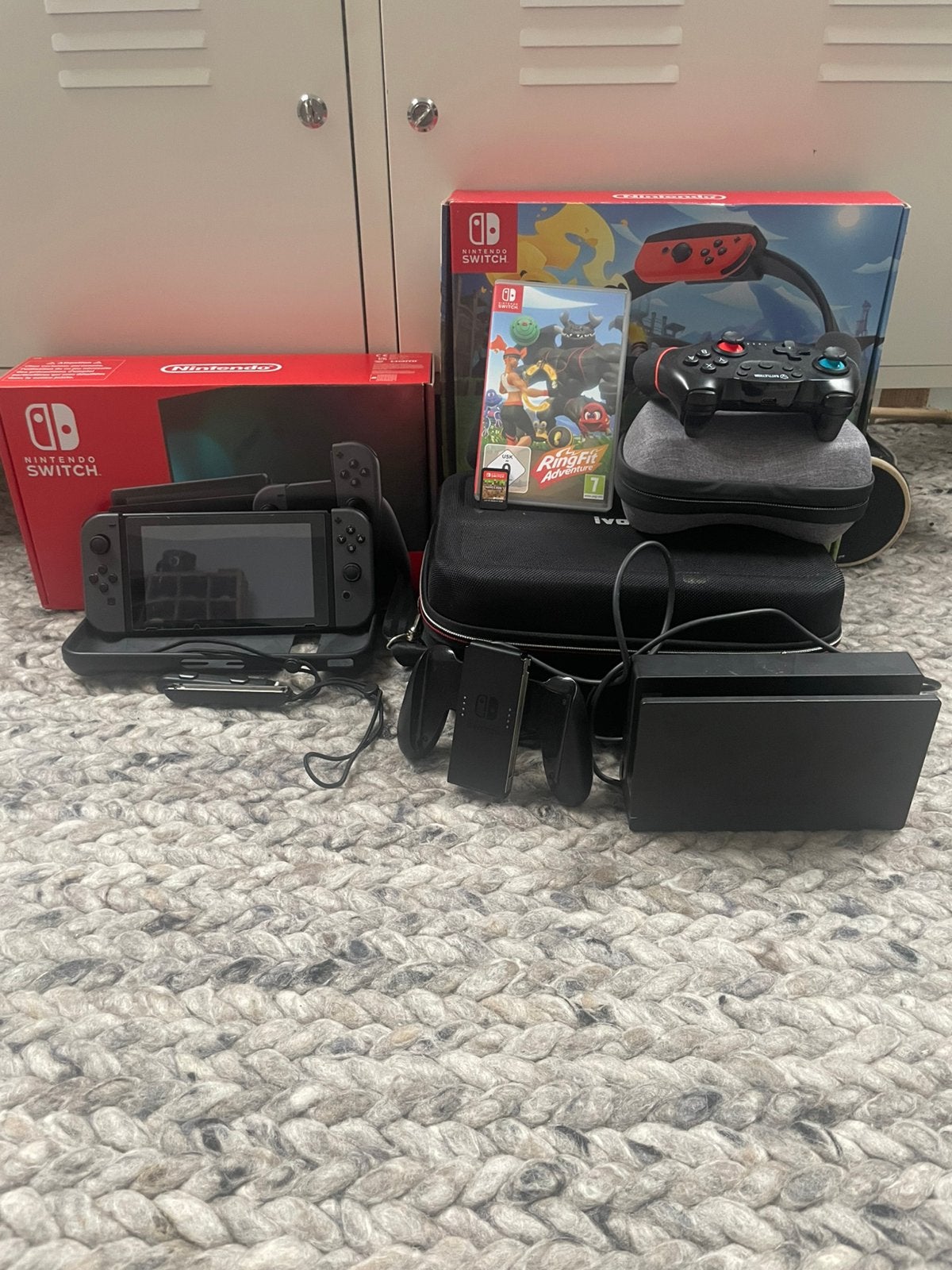 Nintendo switch, Met games, Met 2 controllers, Ophalen of Verzenden, Zo goed als nieuw