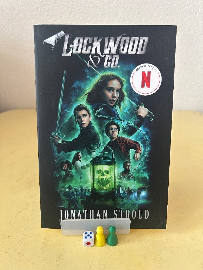Lockwood & Co 1 - De schreeuwende wenteltrap | Boek, Boeken, Ophalen of Verzenden, Zo goed als nieuw, Jonathan Stroud, Fictie