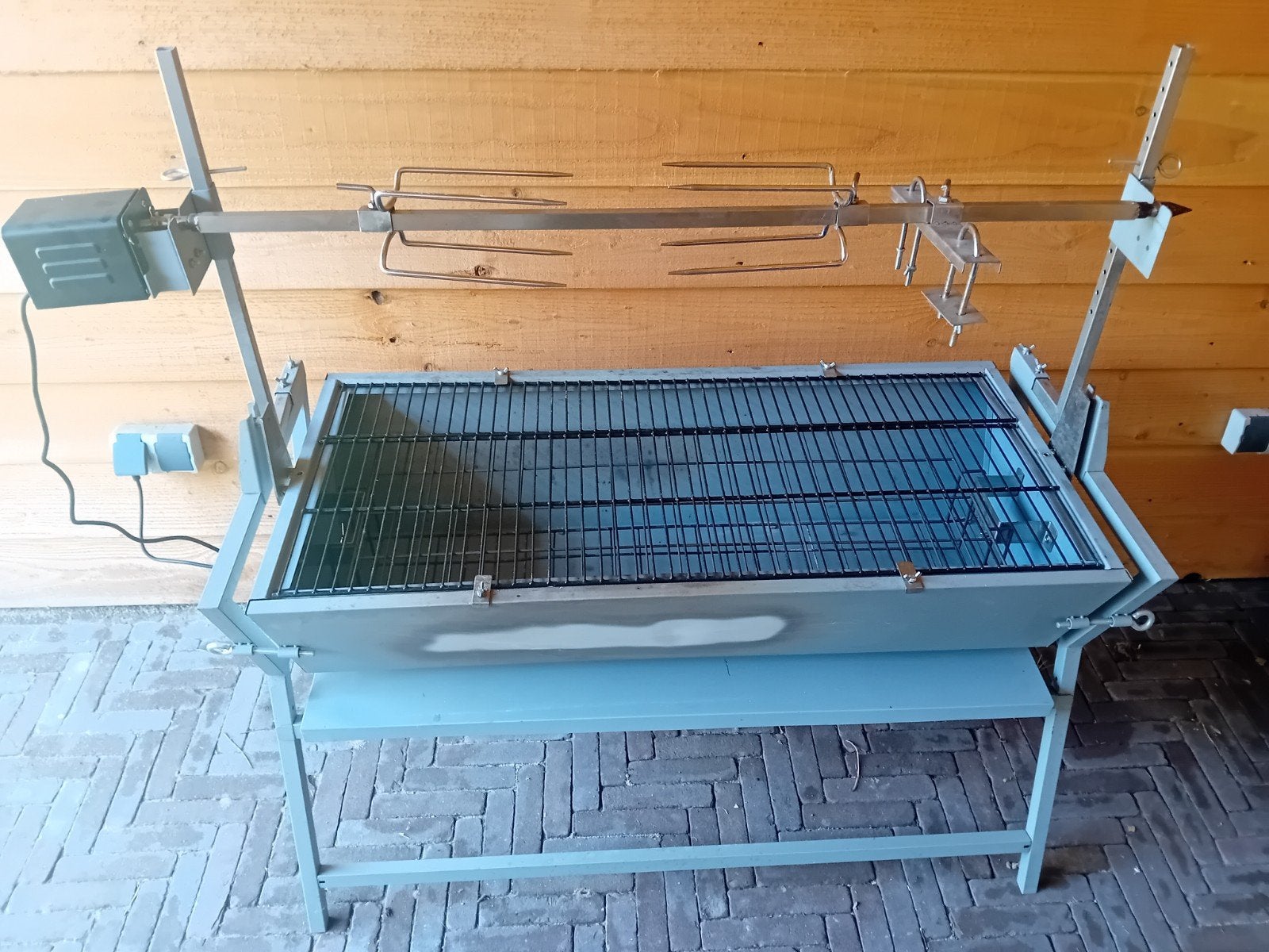 Barbecue met spit, Tuin en Terras, Houtskoolbarbecues, Ophalen
