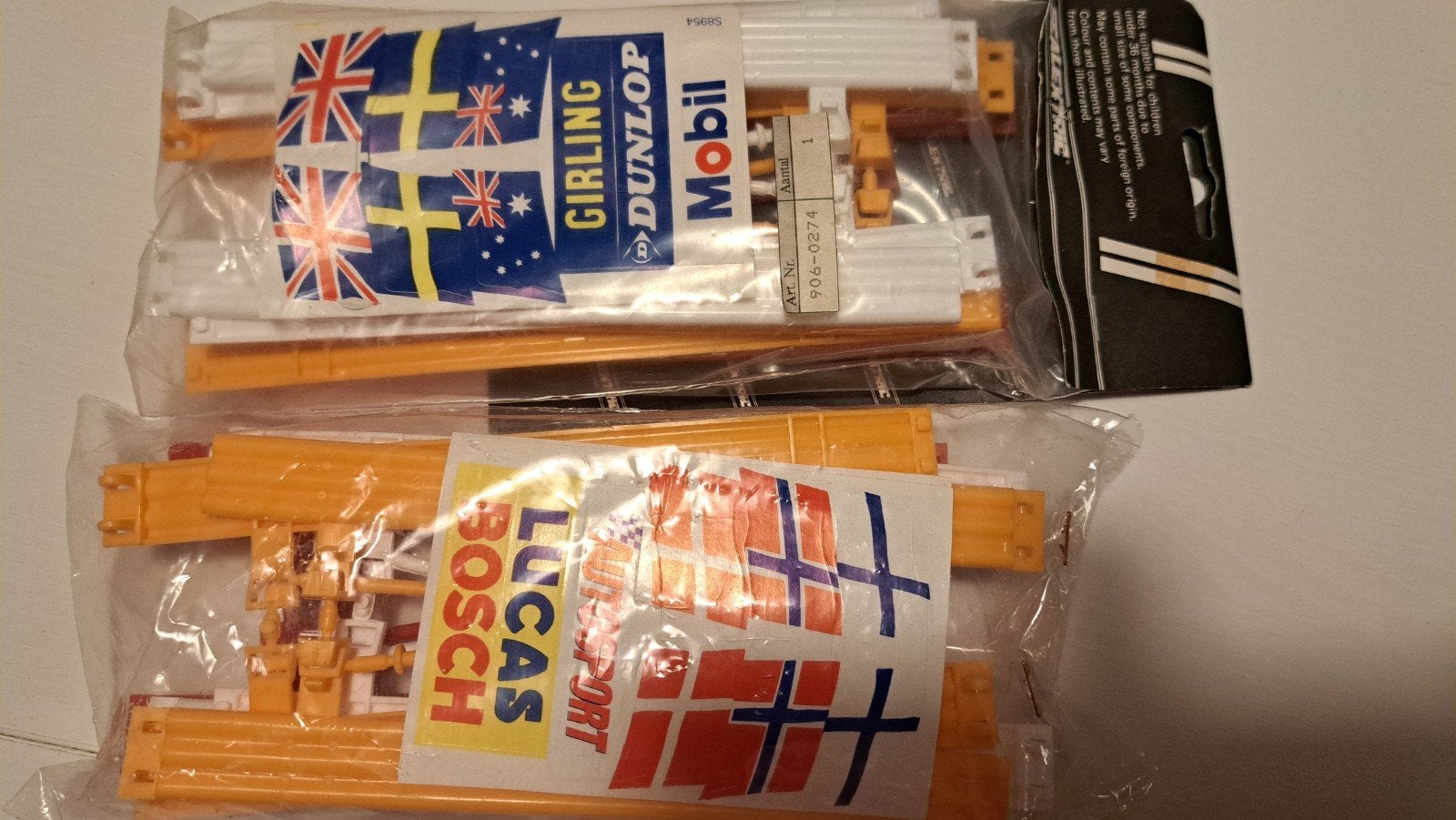 Scalextric barriers nieuw met originele stickers, Ophalen of Verzenden, Nieuw, Elektrisch, Overige merken