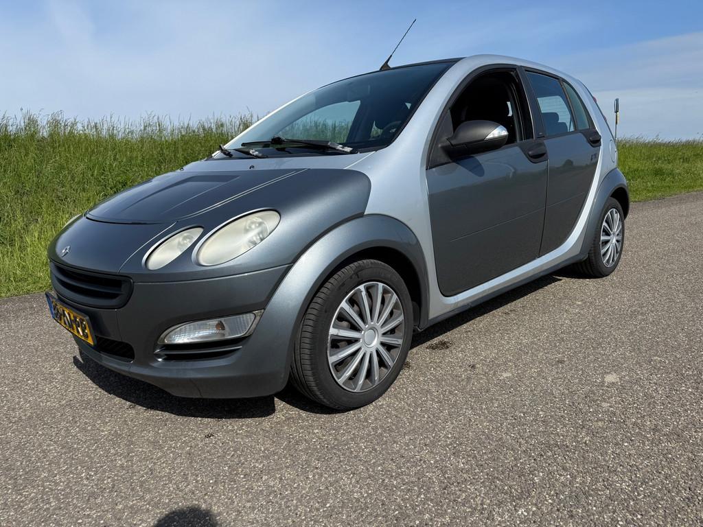 Smart Forfour 1.1 pulse incl nw apk garantie en kleine beurt, Auto's, Voorwielaandrijving, Origineel Nederlands, Bedrijf, Handgeschakeld