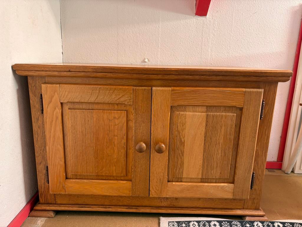 Kast van Oisterwijk meubelen - Eikenhouten kastje, Ophalen, Gebruikt