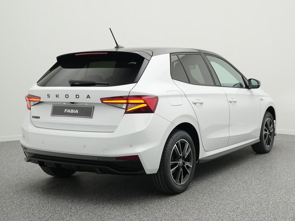 Skoda Fabia 1.0 TSI Monte Carlo | Stoelverwarming |, Auto's, Skoda, Voorwielaandrijving, Euro 6, 95 pk, Leder en Stof