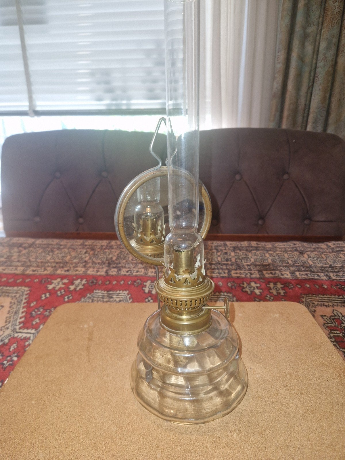 Vintage olielampje glas aan de wand of stand  goede staat, Ophalen of Verzenden