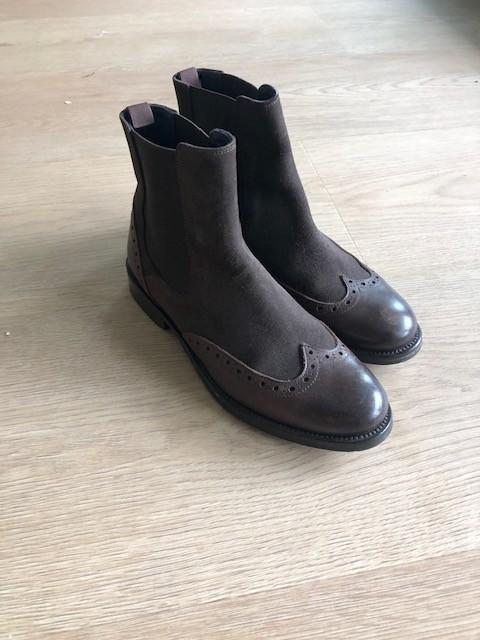 bruin leren enkellaars mt. 38 Pollini, Bruin, Verzenden, Lage of Enkellaarzen, Zo goed als nieuw
