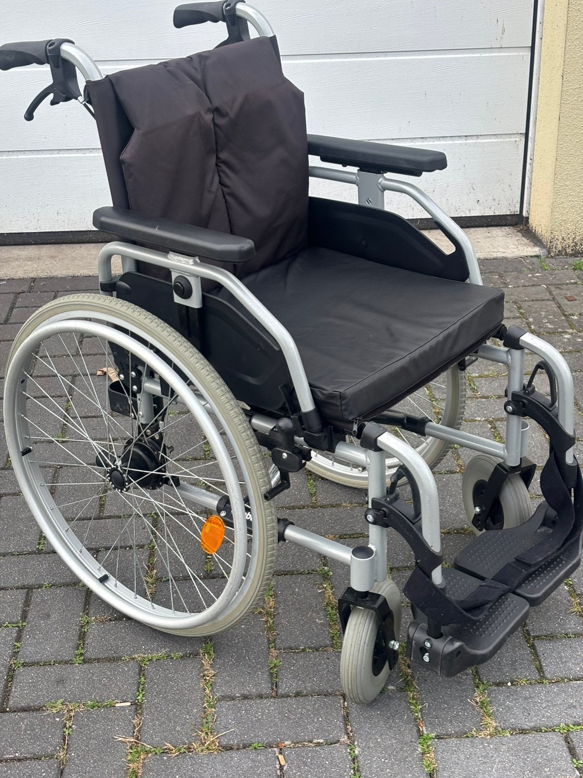 Otto Bock nieuwprijs €2200 nu paar keer gebruikt €275 !!!!, Diversen, Meer info ☎️0️⃣6️⃣➖2️⃣0️⃣9️⃣0️⃣1️⃣0️⃣4️⃣0️⃣, Max-Näder-Straße 15 37115 Duderstadt Duitsland