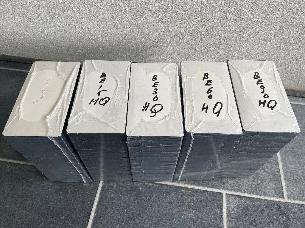 Videobanden VHS, diverse opnametijden, 50 stuks, Cd's en Dvd's, VHS | Film, Nieuw in verpakking, Overige genres, Alle leeftijden