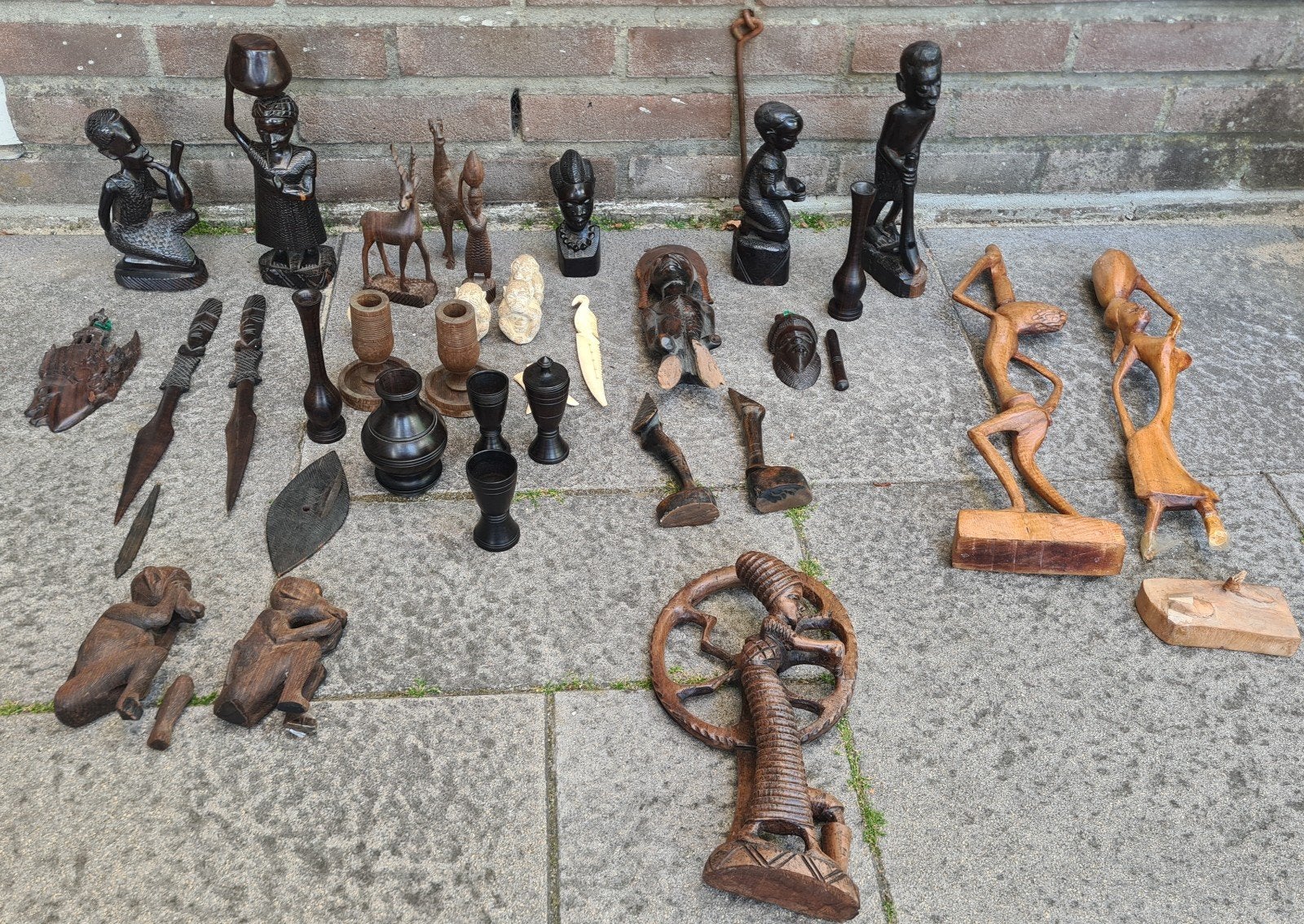 Diverse handgesneden houten beeldjes uit Malawi, Afrika, Beeld, Ophalen, Hout