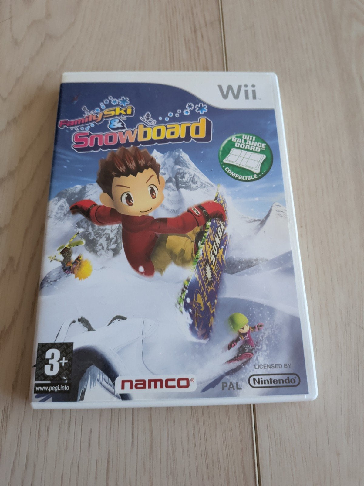 Family Ski & Snowboard Wii, Spelcomputers en Games, Games | Nintendo Wii, Gebruikt, Racen en Vliegen, Ophalen of Verzenden, 3 spelers of meer