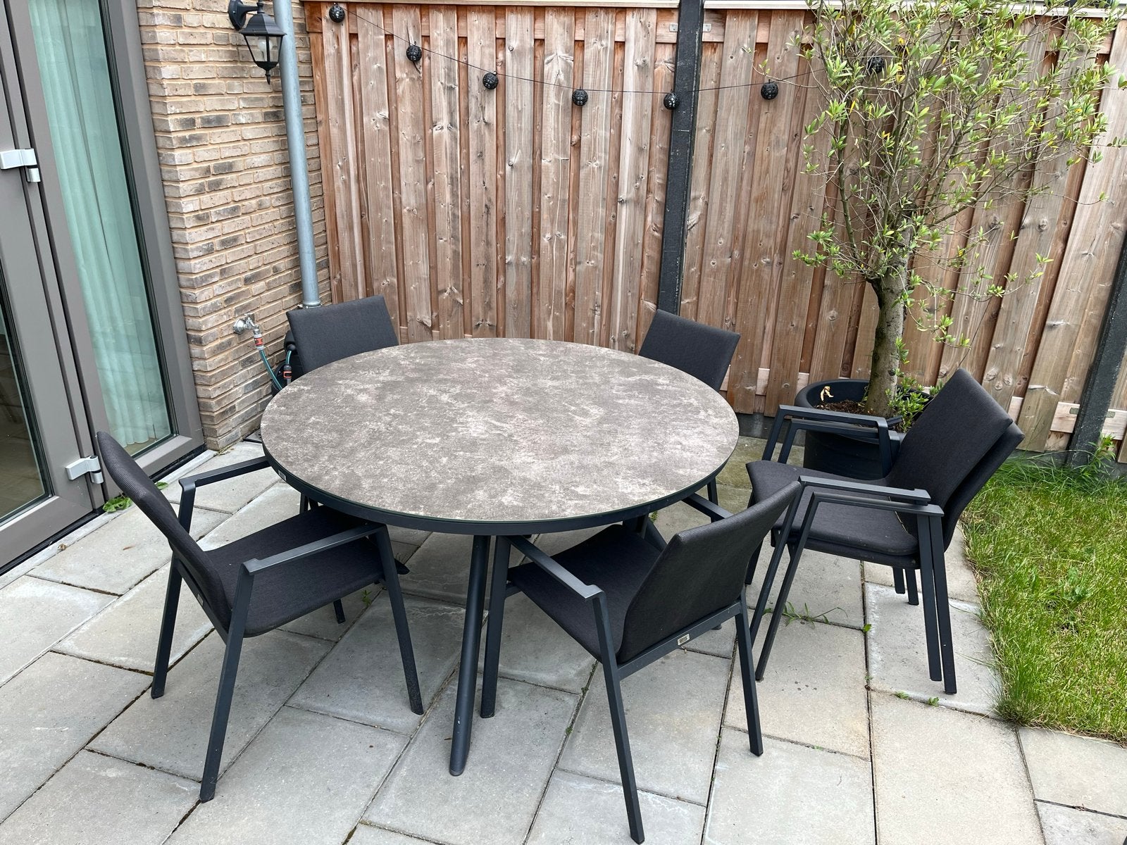 Moderne stevige ronde tuinset met 6 stoelen (Viaro), Ophalen, Overige materialen, Eettafel, 6 zitplaatsen
