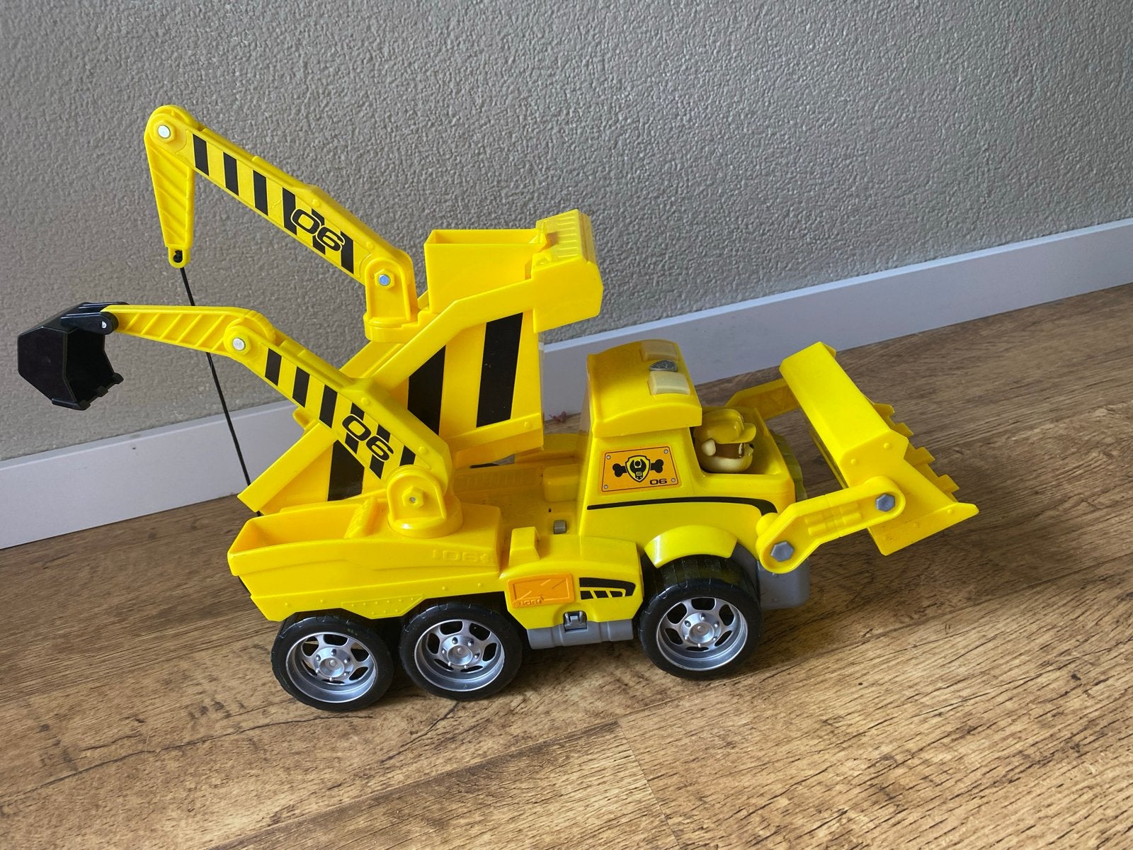 Paw Patrol Ultimate Rescue Rubble Bulldozer met licht en gel, Ophalen of Verzenden, Zo goed als nieuw