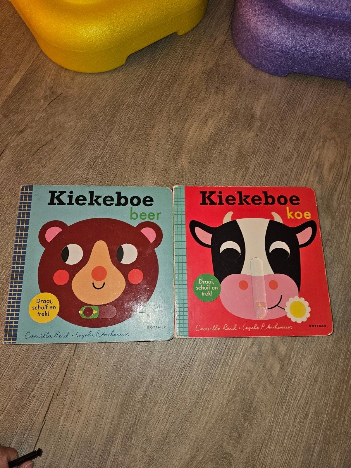 Gratis Kiekeboe beer en koe - Draai, schuif en trek! boeken, Ophalen, Uitklap-, Voel- of Ontdekboek, Camilla Reid, Ingela P Arrhenius