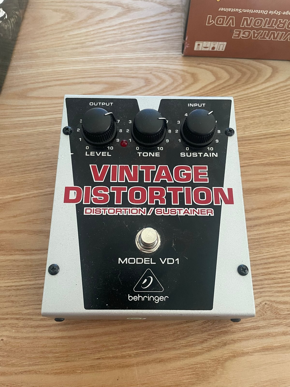 Behringer Vintage Distortion VD1 Gitaar Pedaal, Muziek en Instrumenten, Effecten, Ophalen of Verzenden, Zo goed als nieuw, Distortion, Overdrive of Fuzz