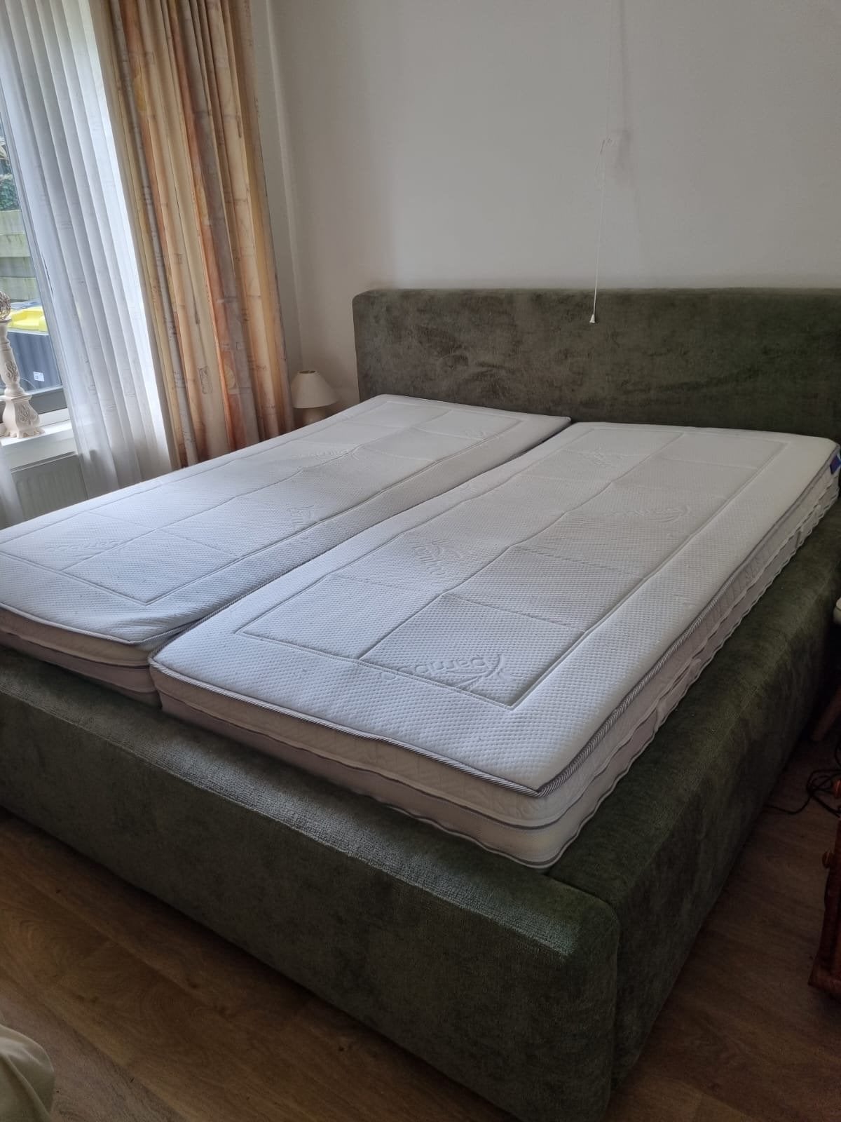 Luxe 2 persoonsbed 180x200 ZGAN, Huis en Inrichting, Ophalen, Tweepersoons, Zo goed als nieuw, 180 cm