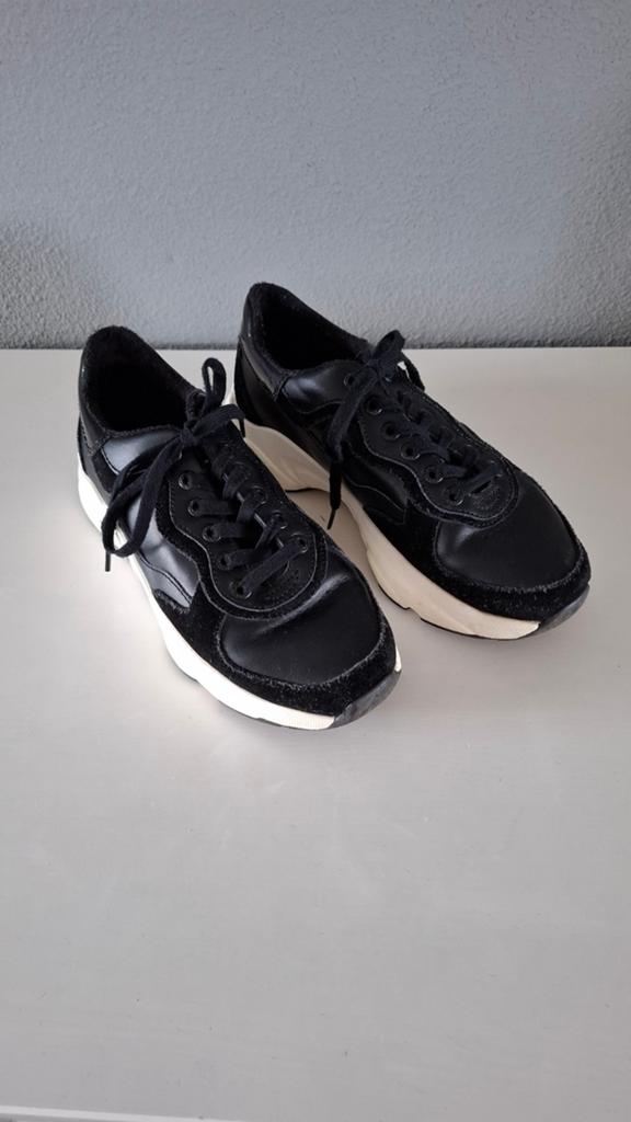Hub sneakers maat 39, Zwart, Hub, Ophalen of Verzenden, Sneakers of Gympen
