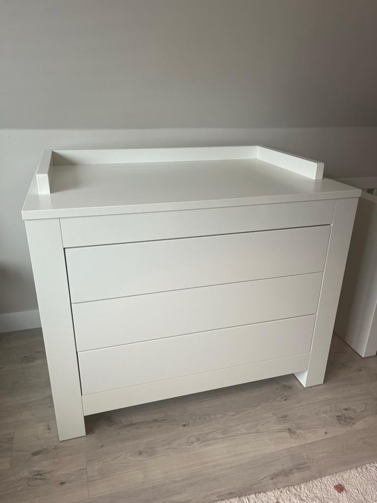 Witte commode extra diep met 3 lades, Kinderen en Baby's, Kinderkamer | Commodes en Kasten, Ophalen, Gebruikt, 50 tot 70 cm, 100 cm of meer